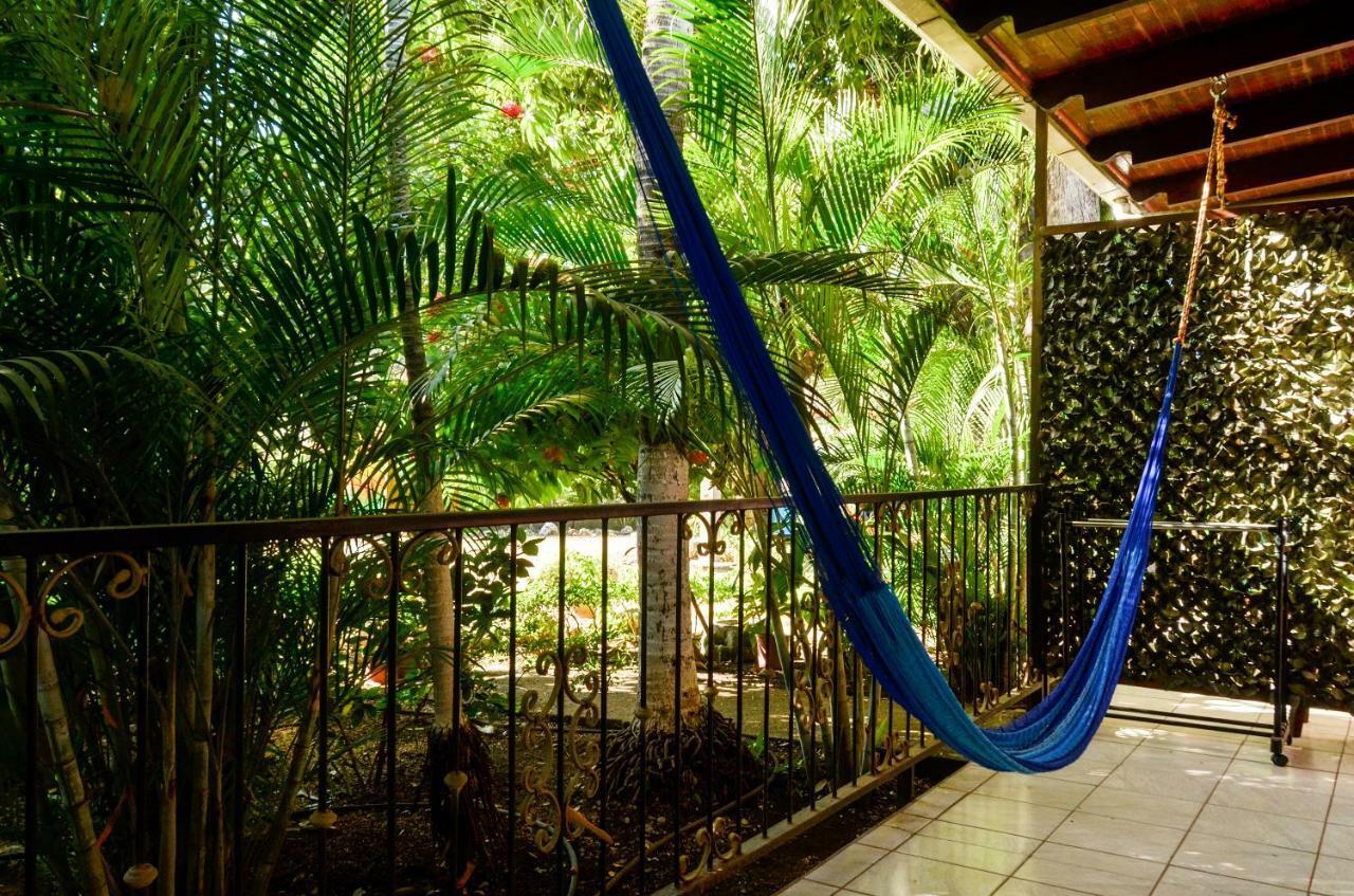 Hotel Zullymar Aptos Tamarindo Exterior photo